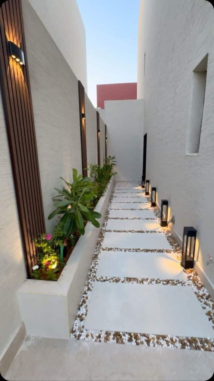 Gallery Image for Decorating & Finishing